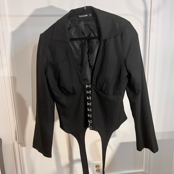 BLACK BLOUSE // PRETTY LITTLE THING // corset type // Medium 🖤 US 8 - Picture 2 of 8